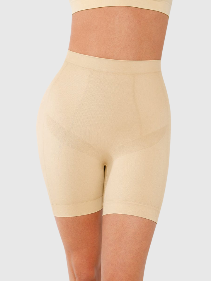 Contour Queen Shorts