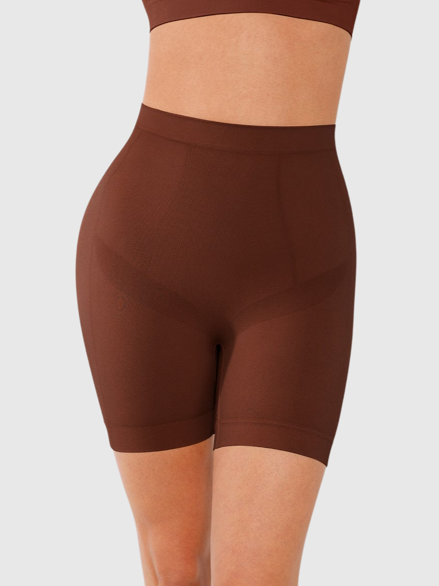 Contour Queen Shorts