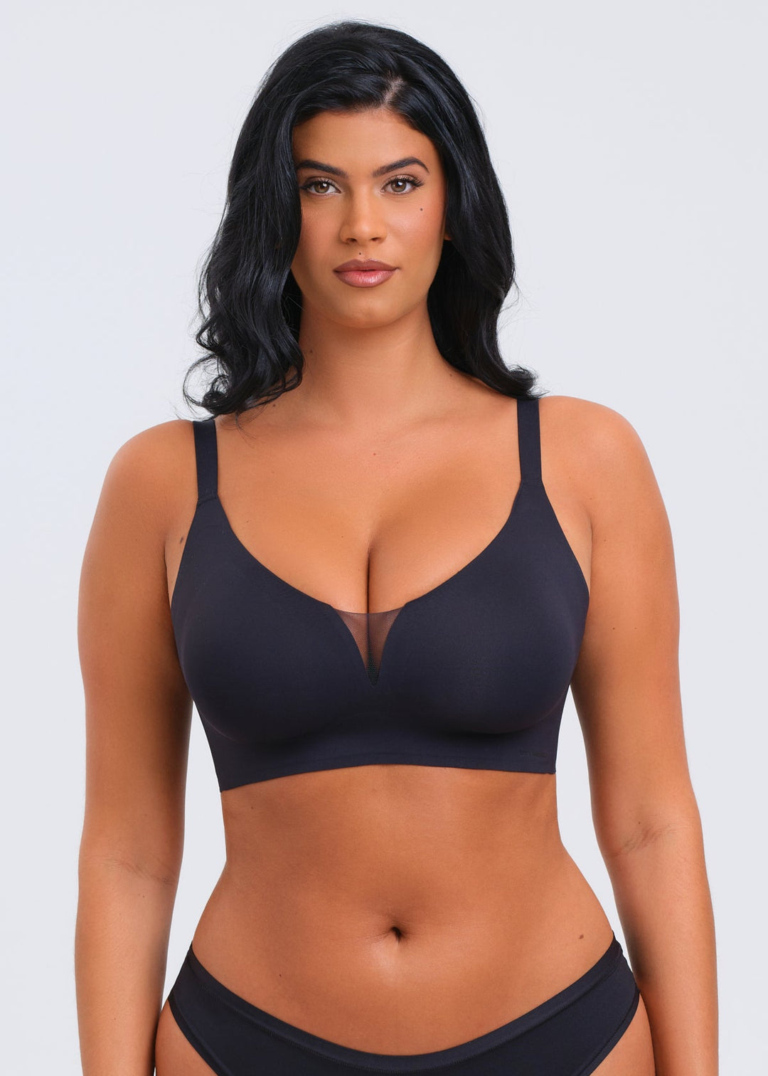 MagicEraser V-Mesh Plunge Bra